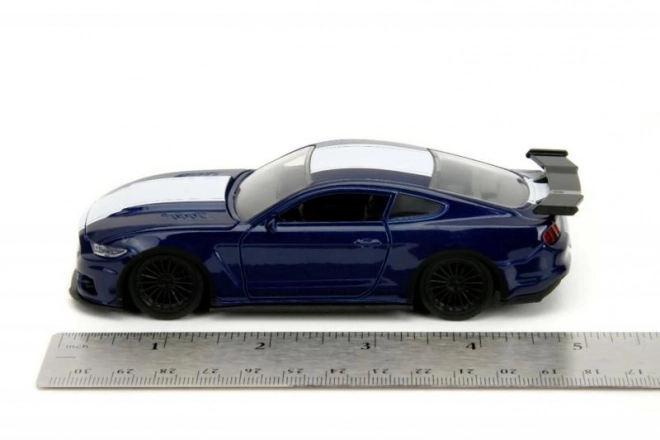 Komplet Dva Modela Automobila Ford Mustang GT350 i Plymouth Road Runner iz Brzi i Žestoki