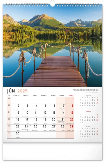 Zidni kalendar Naše Slovačka 2025, 33 × 46 cm