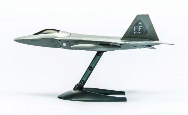 Plastični model QUICKBUILD F-22 Raptor