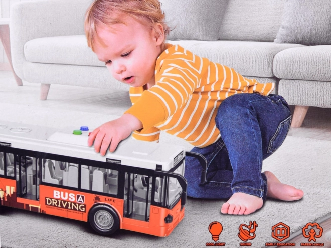 Veliki autobus sa zvukovima i svjetlima