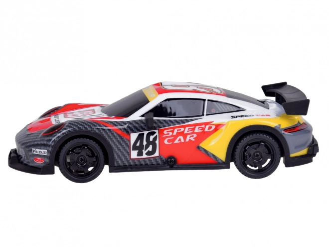 Super driftovski auto na daljinsko upravljanje