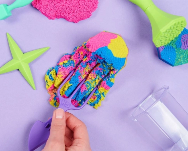 Kinetic Sand Set za stvaranje s čašicama