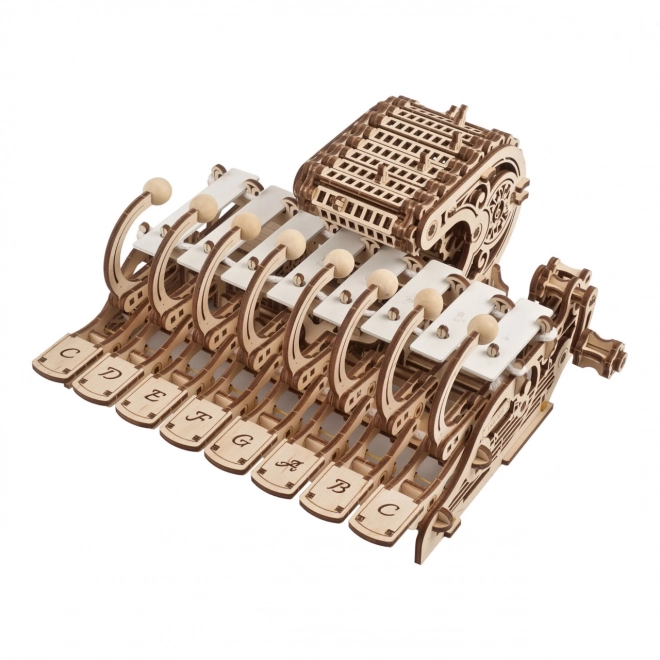 Ugears drveni mehanički model glazbenog instrumenta Celesta