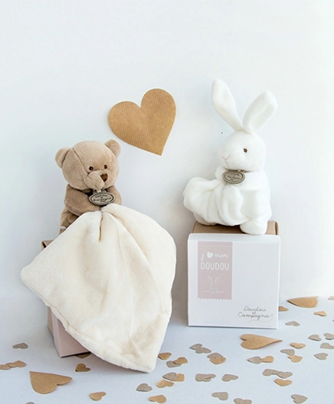 Doudou Poklon set - medvjedić s umirujućom dekicom 10 cm
