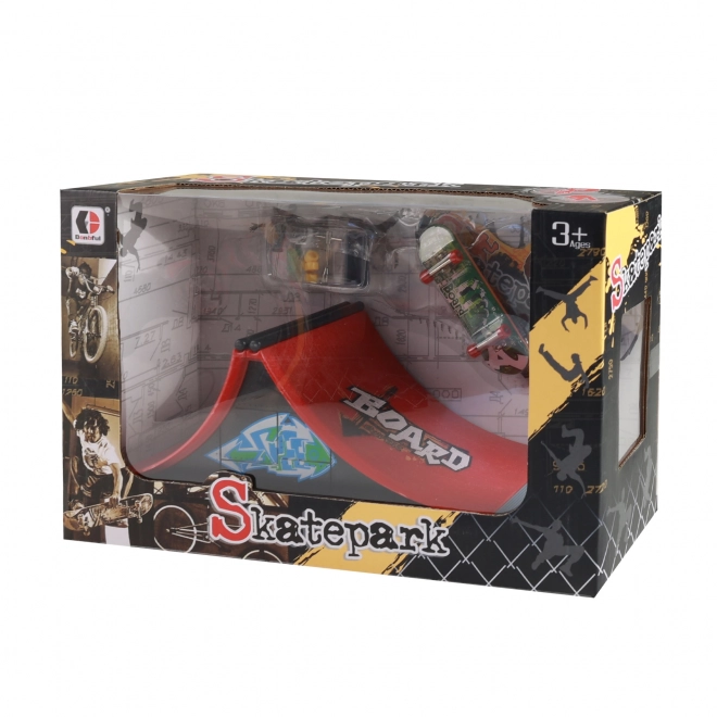 Skatepark - rampa za skateboard/fingerboard na vijak