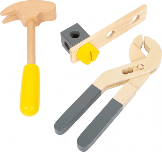 5 komada alata i bogata dodatna oprema