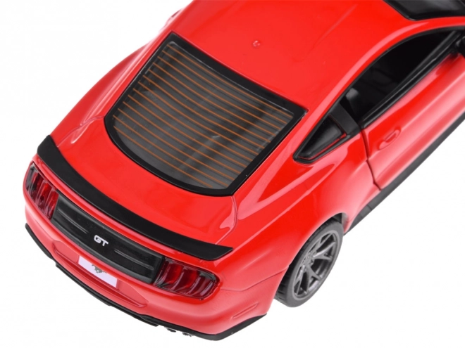 Automobilski model Ford Mustang GT od metala, 2018.