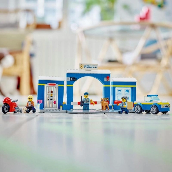 LEGO® Grad 60370 Potjera na policijskoj stanici