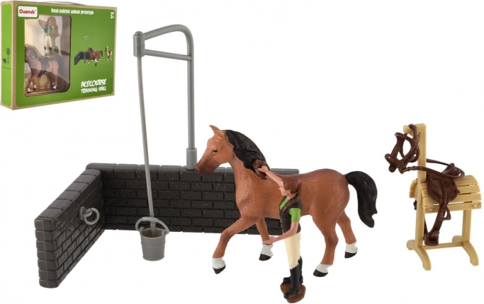 Seoski set – konj s dodacima, plastična igračka