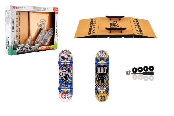 Skateboardi na prste s rampom