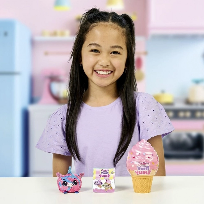 Maskota Cookeez Makery Yum Yummz - Iznenađenje sladolednog korneta (18 kom)