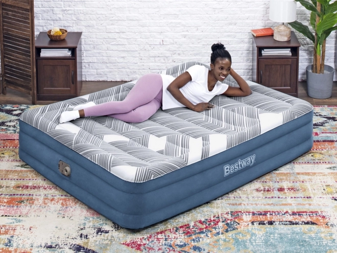 Udobni madrac Bestway 2s Queen 203x152x36cm s ugrađenom pumpom 6712Y