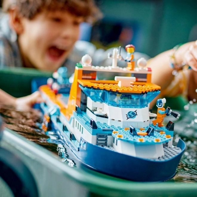 LEGO City brod istraživača Arktika