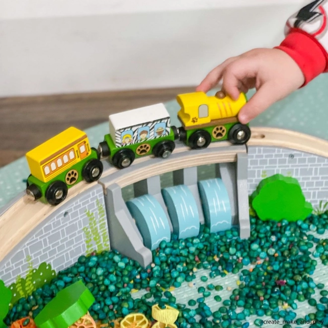 Most s vodopadom Bigjigs Rail