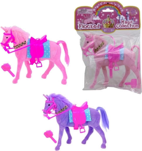 Jednorog Konj s priborom