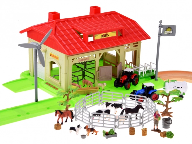 Mega velika farma s traktorima i životinjama