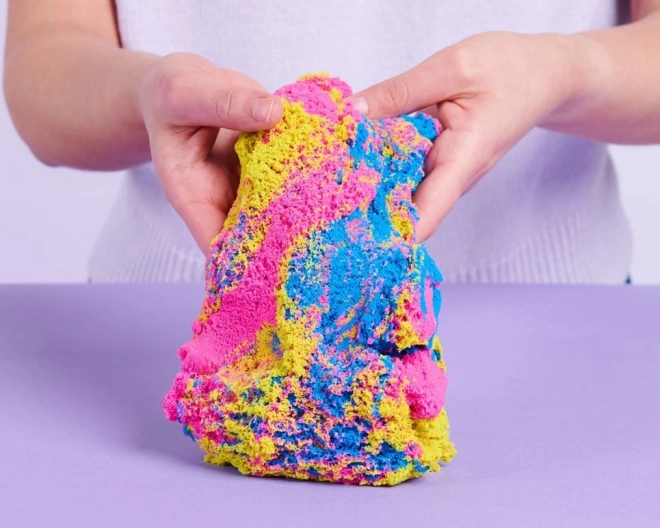 Kinetic Sand Set za stvaranje s čašicama
