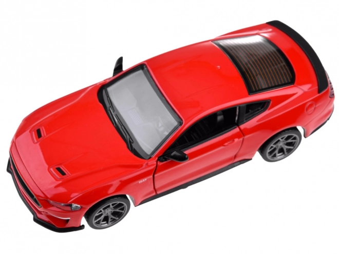 Automobilski model Ford Mustang GT od metala, 2018.