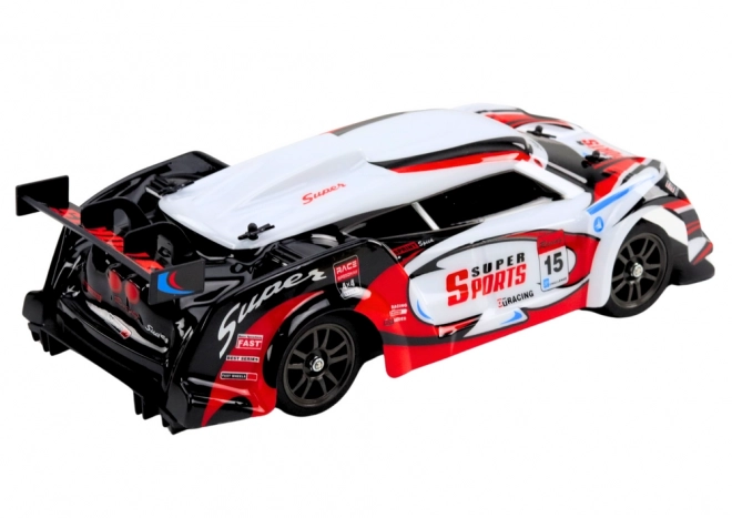 RC trkaći auto 1:16 Drift s izmjenjivim kotačima crveno-bijeli