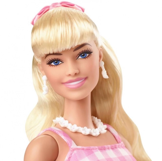 Filmička lutka Barbie Margot Robbie kao Barbie u ružičastim haljinama