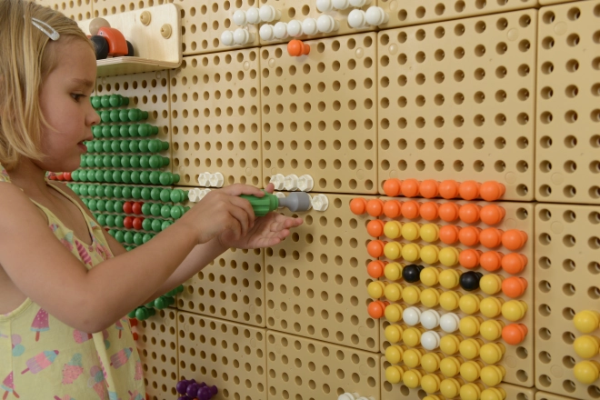 Masterkidz set alata s bušilicom i 8 elemenata za znanstveno-kreativnu ploču STEM