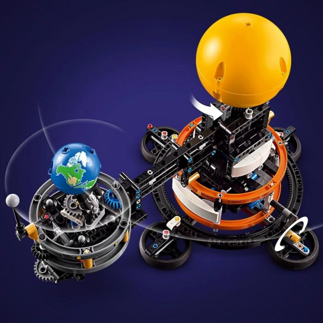 LEGO® Technic 42179 Zemlja i Mjesec u orbiti
