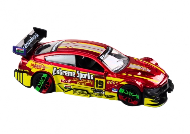 Metalni sportski auto u mjerilu 1:36