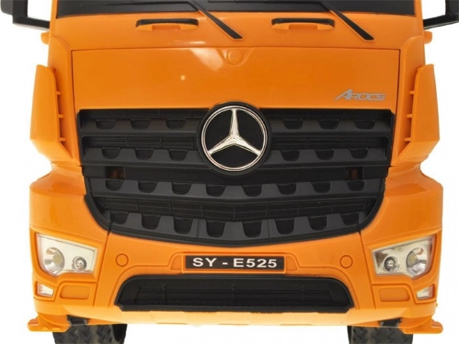 Daljinski kontrolirani Mercedes-Benz Arocs Kipar