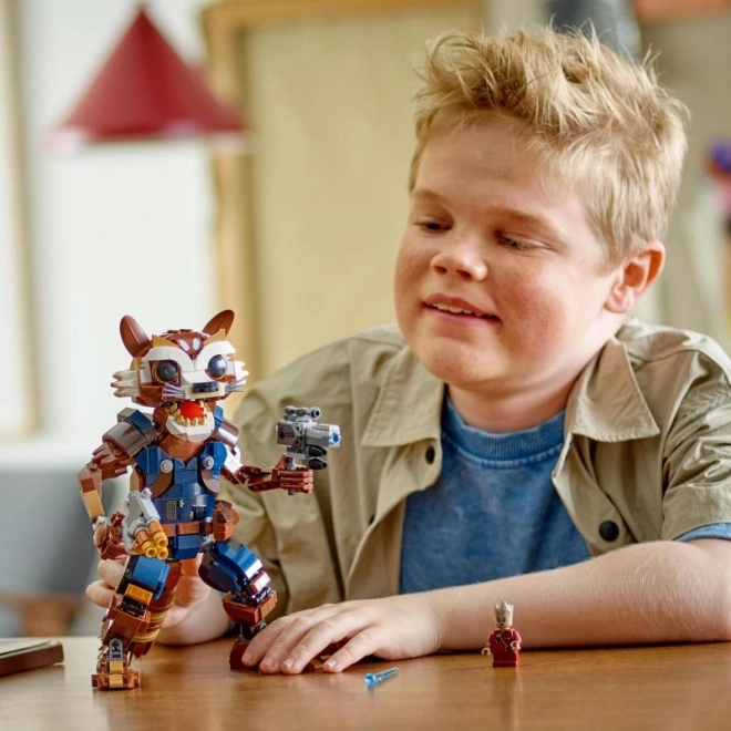 LEGO4 Marvel 76282 Raketa i mali Groot