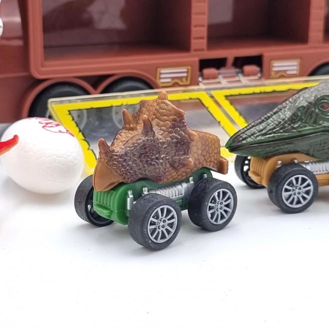 Kamion s dinosaurima i lansirkom s autićima