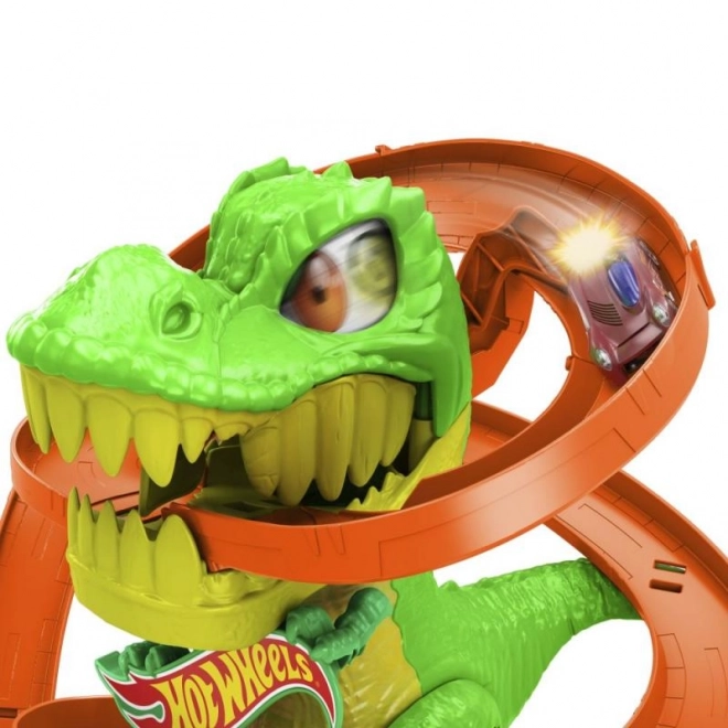 T-rex napada vatrogasnu stanicu iz Hot Wheels grada