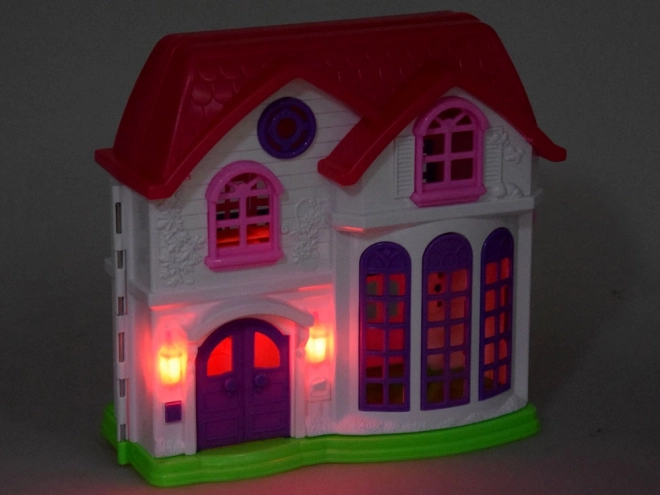 Folding family house with furniture and dolls