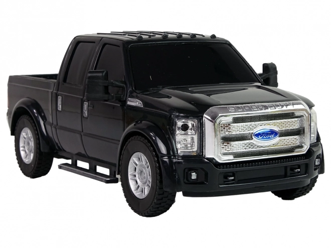 Crni Pickup Ford F-350 s Frikcijskim Pogonom 1:28