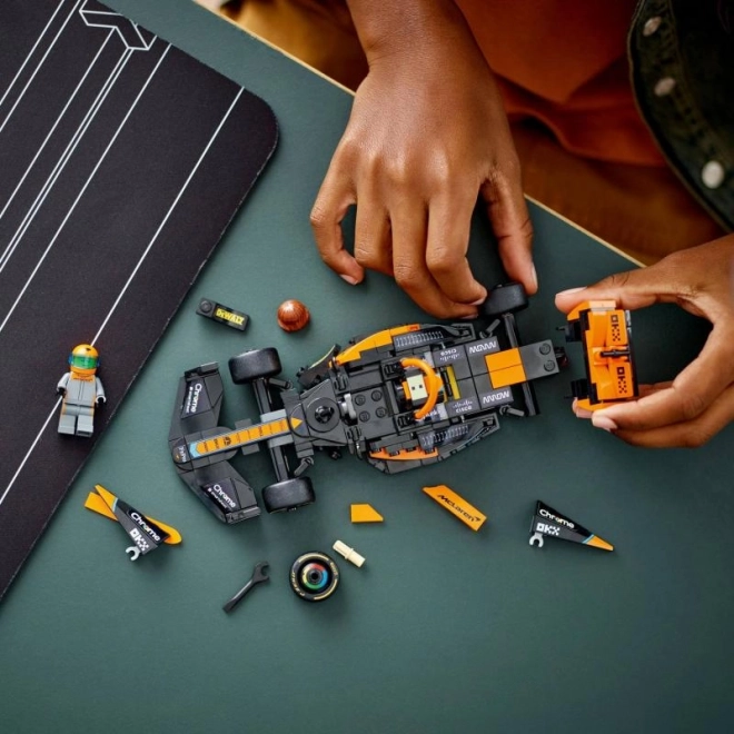 LEGO Speed Champions 76919 Trkaći auto McLaren Formula 1 2023