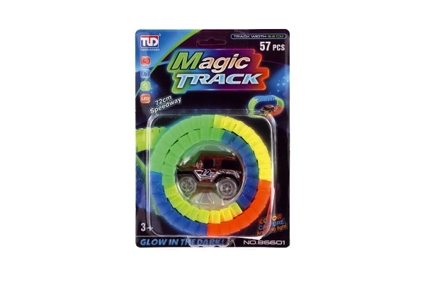 Svjetleća staza + auto na baterije plastika 57 kom dužina 72cm na kartici 17x24x7cm