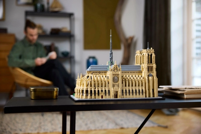 Lego arhictecture set: Katedrala Notre-Dame