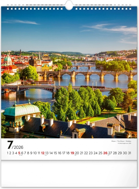 Zidni kalendar Praga 2026
