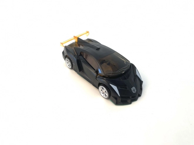 Transformacijski robotski auto