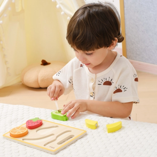 Podržava učenje kroz igru