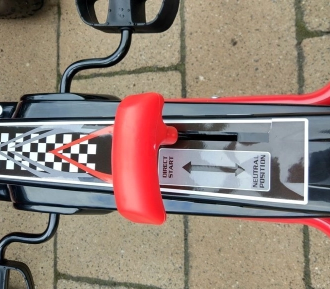 Karting na pedale s pneumatskim gumama + Podesivo sjedalo – Crvena