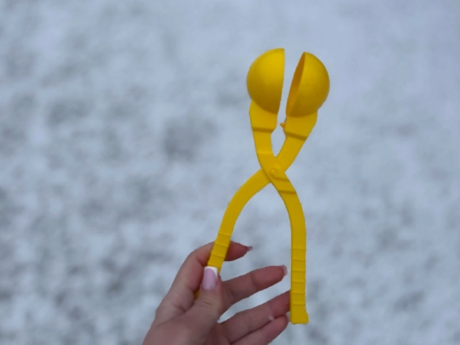 Komplet 6u1 za snježne kugle s pištoljem i kalupima za djecu