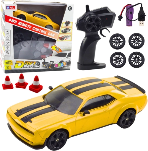 RC drift auto 4WD žuto s izmjenjivim kotačima