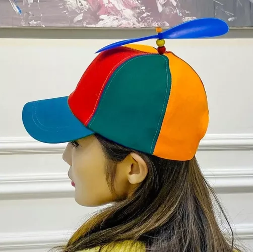 Kapica s propelerom Unisex, višebojna Malatec
