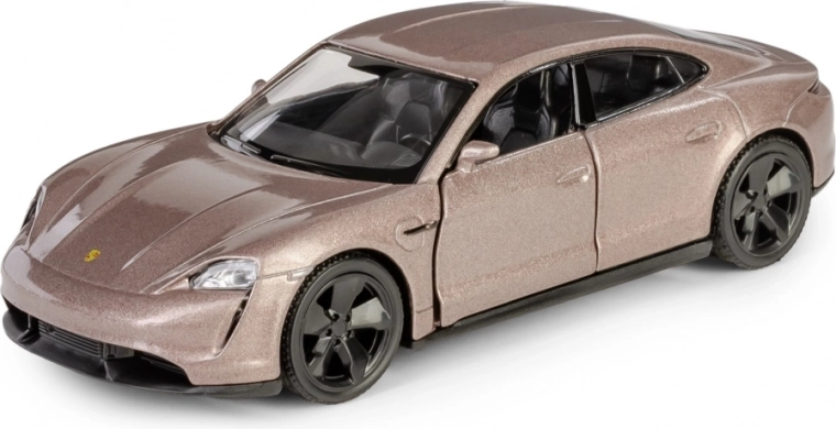 Pull-back pogon za dinamičnu zabavu