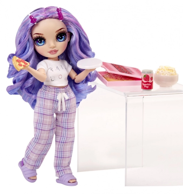 Rainbow High Junior Fashion lutka u pidžami - Violet Willow