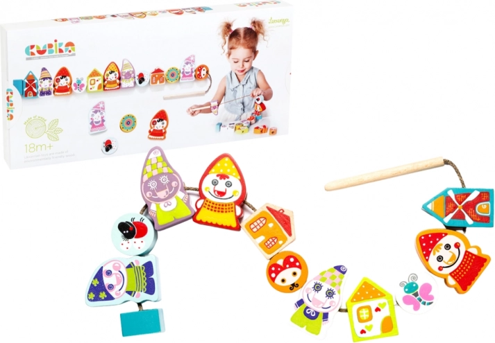 nizajući set CUBIKA drvenih patuljaka