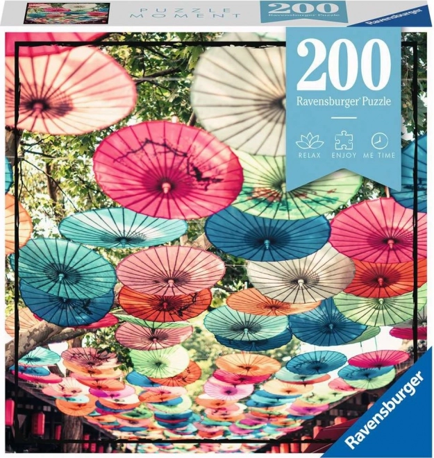 RAVENSBURGER Puzzle Trenutak: Kišobrani 200 dijelova