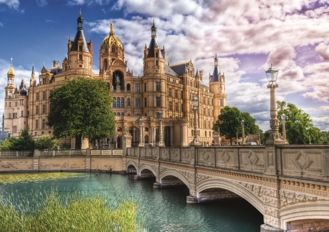 Puzzle 1000 dijelova Dvorac na Otoku Trefl