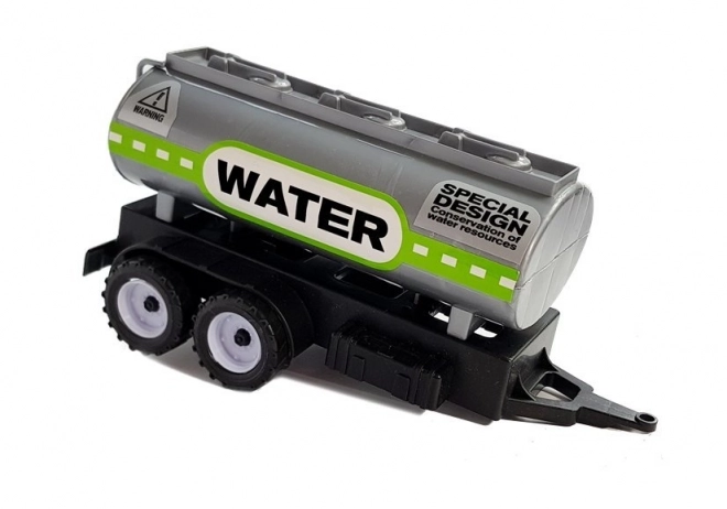 Traktor s prikolicom za bale sijena Cisterna