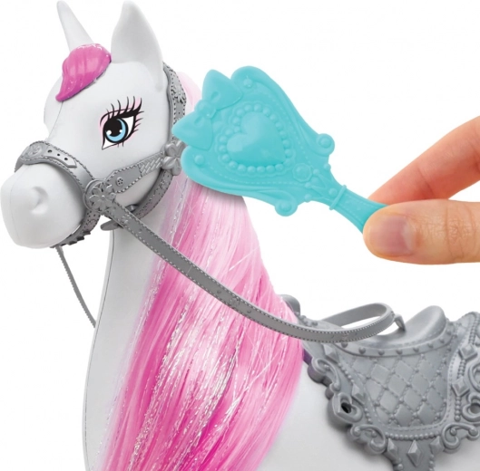 Zabava uz češljanje grive